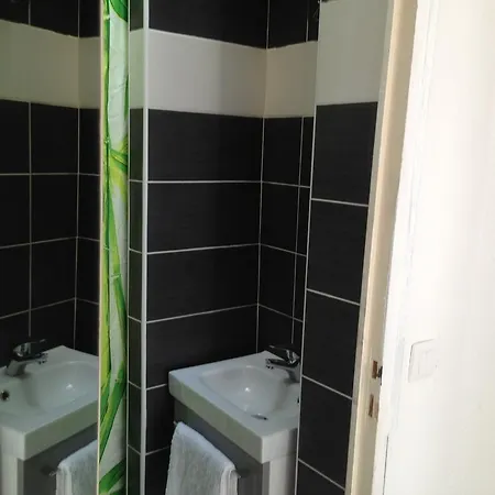 Karraz Aparthotel 4*