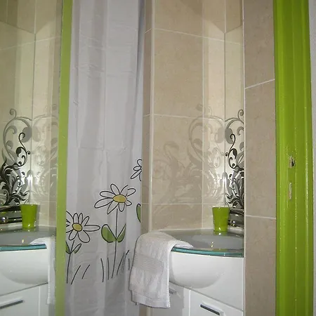 Apart Otel Karraz