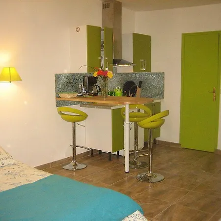 Karraz 4*