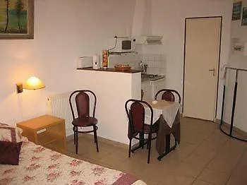 Karraz 4*